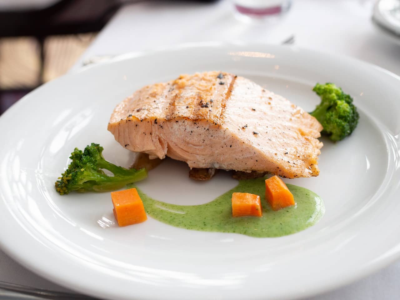 salmon-4143363_1280 salmon-4143363_1280